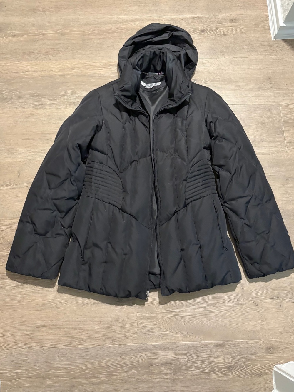 Larry Levine Black Hooded Quilted Puffer Jacket